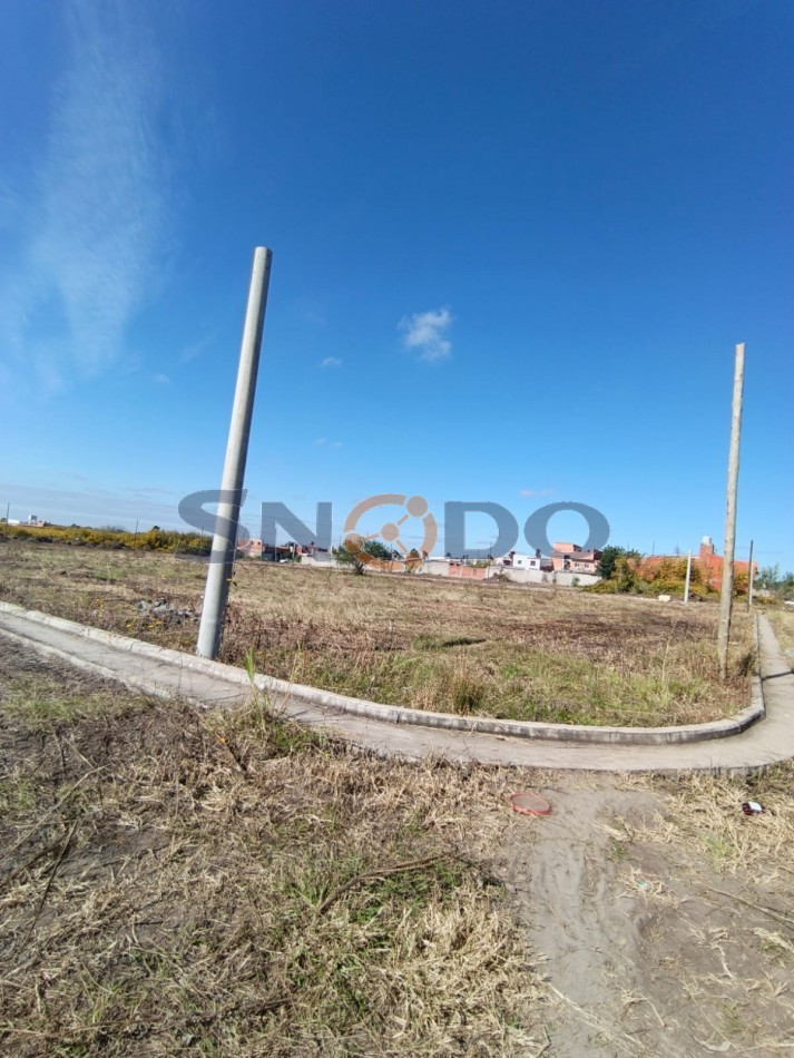 Loteo Fermi lote de 10x25